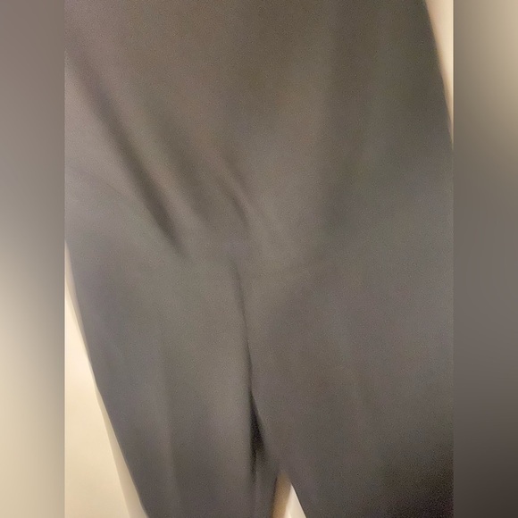 NWT- H&M mama/maternity black skinny trouser with small slit on ankle - Picture 3 of 4